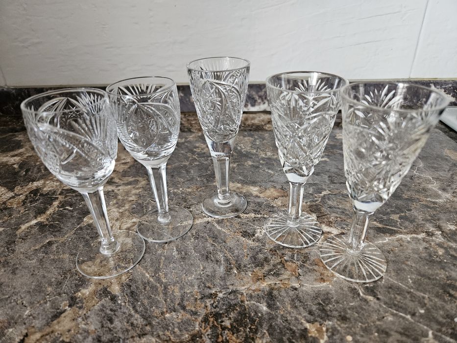 Хрустальные рюмки бокалы