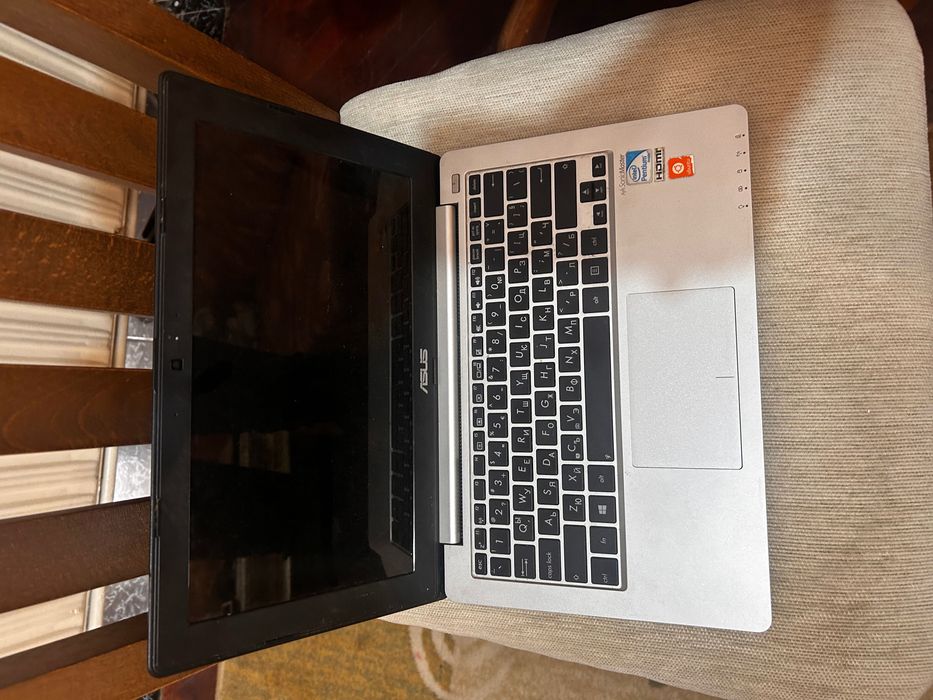 Лаптоп ASUS X201E-неработещ.