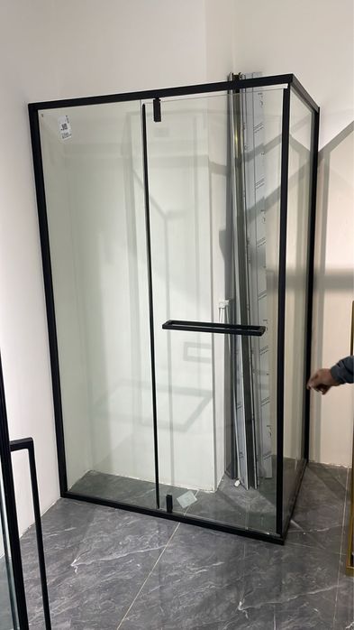 Душевые кабинки / Душевые перегородки