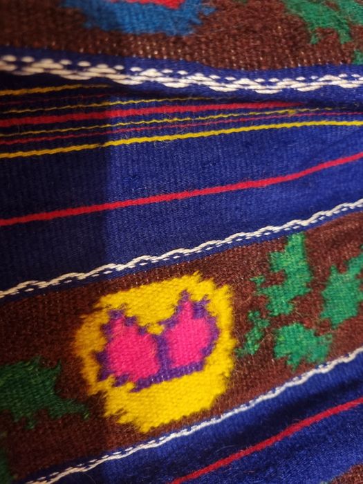 Valnic vechi de lana tesut manual