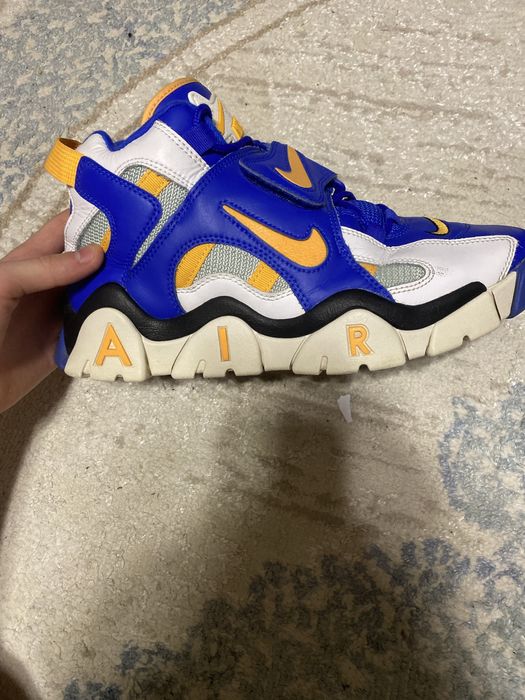 Продам оригинальные кроссовки найк