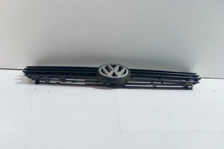 Grila bara fata Volkswagen VW Passat B4