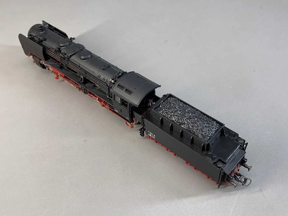 Locomotiva BR 01  ROCO Scara HO 1 / 87