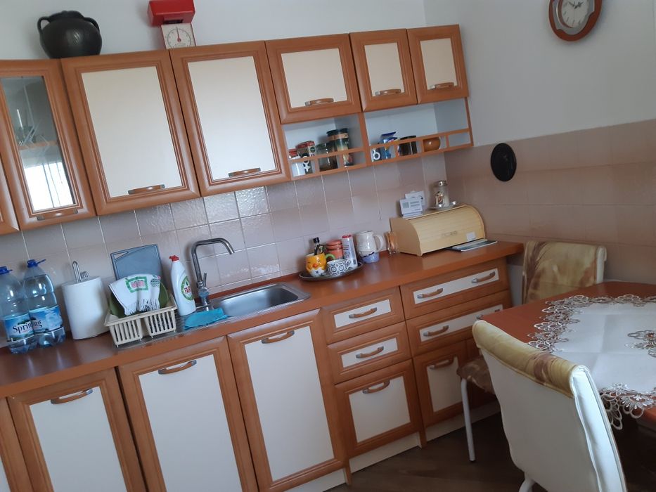 Inchiriez apartament cu două camere strada savenilor nr.36, Botoșani.