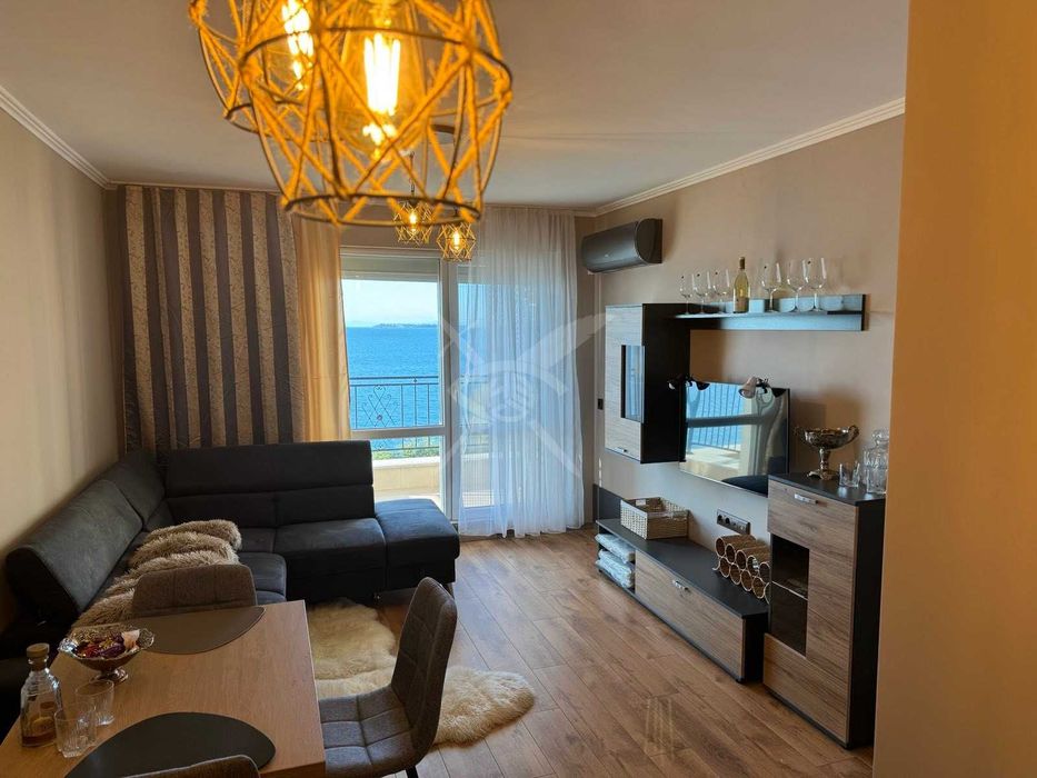 Двустаен апартамент в Свети Влас 48163