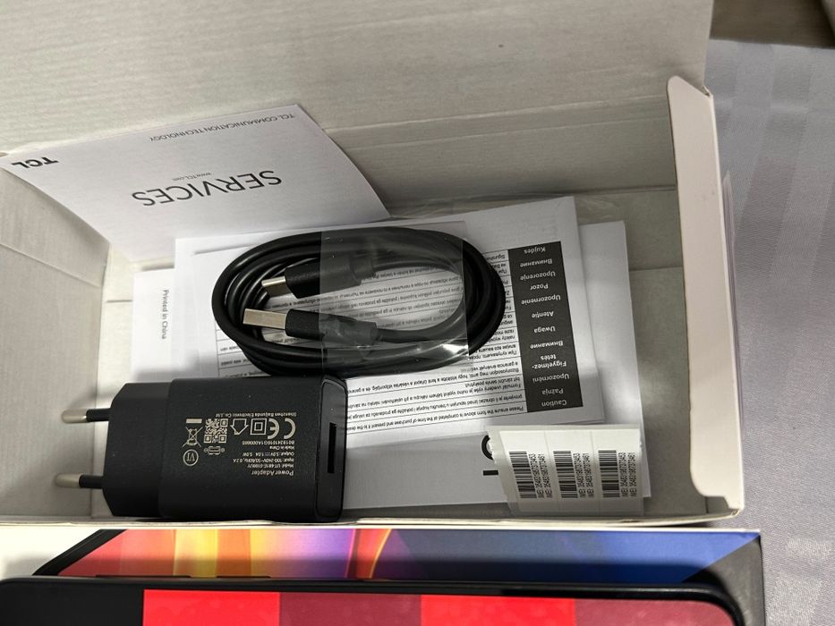 Telefon TCL 501 32g
