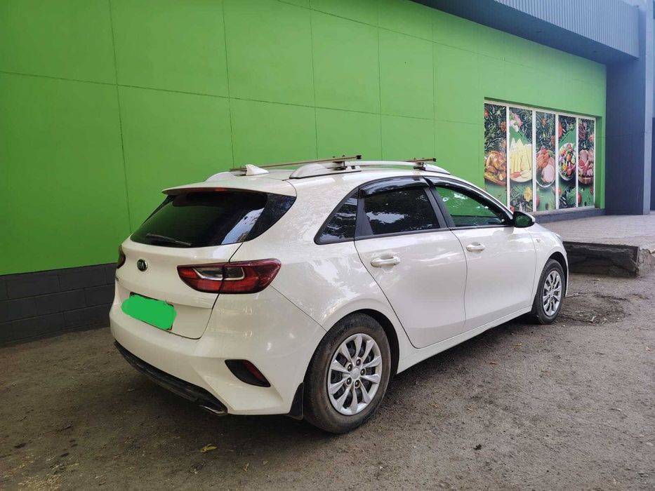 Kia ceed 2019 хэтчбек