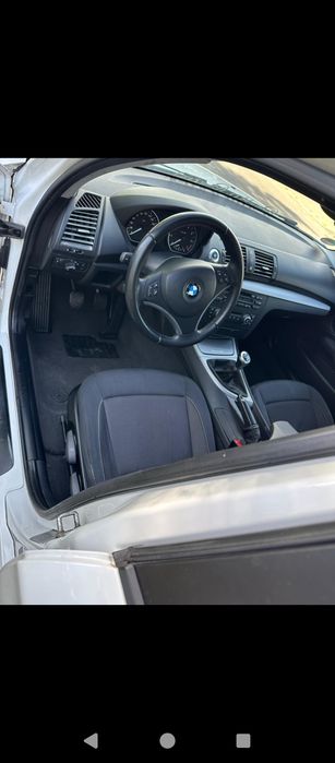 BMW 1 Series 2009 — imagine 5