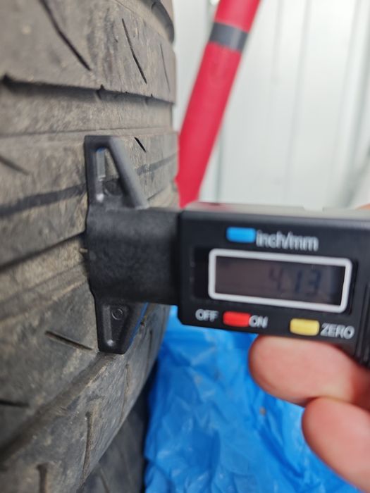 Set roti complete,jante OEM VW Chicago,anvelope Continental 235/45/18