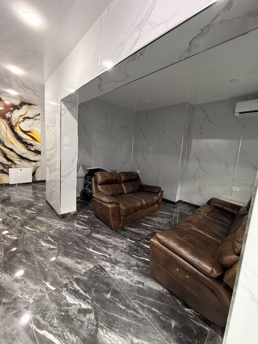 Офис на Саламатина / СРОЧНО