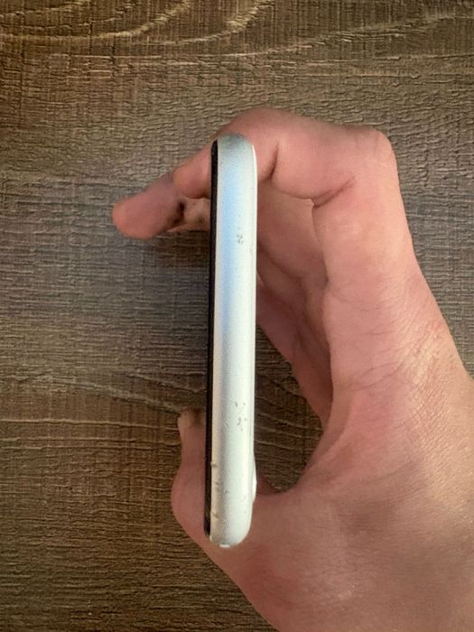 Iphone ce2 128gb 73%