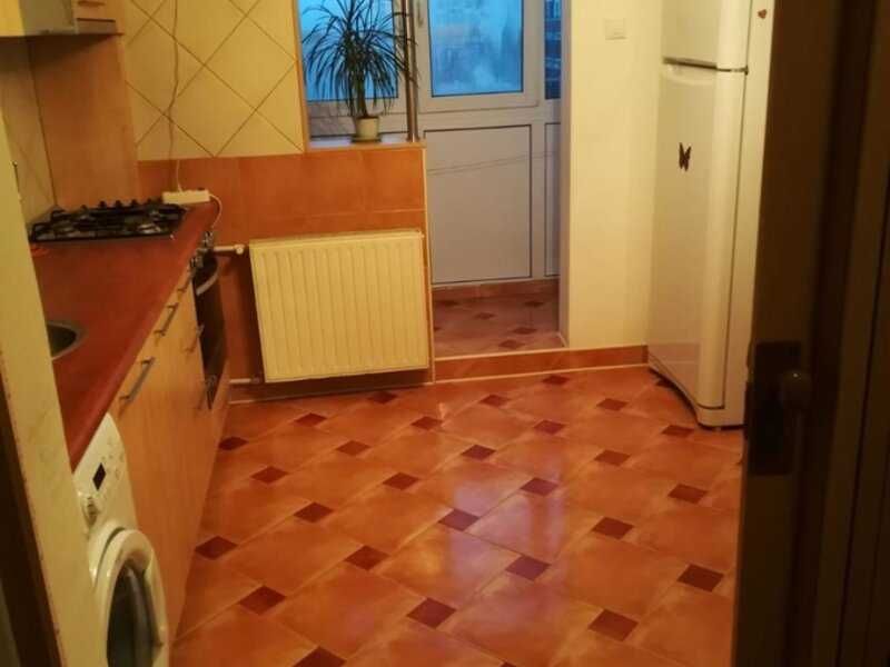 Inchiriere apartament 2 camere mobilat Metrou Aparartorii Patriei