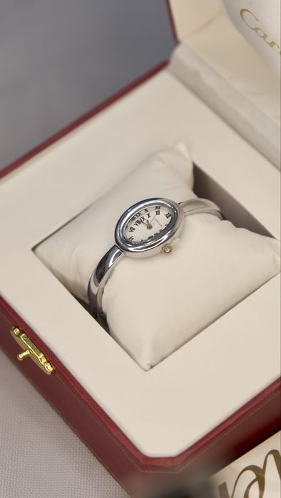 Часы браслеты Cartier