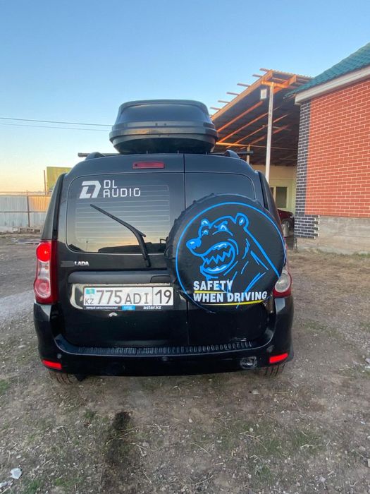 Лада ларгус 2015