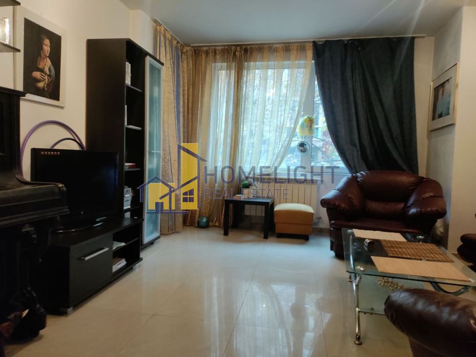 Продава се Тристаен апартамент в София, Белите брези - 111 кв.м за 3073 €/кв.м - Снимка #2