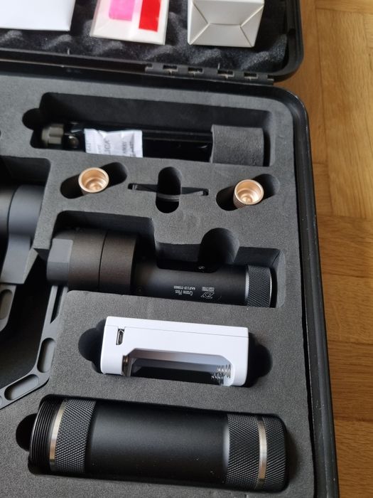 Stabilizator trei axe Zhiyun Crane Plus