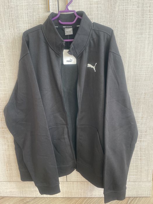 Мужской спортивный костюм