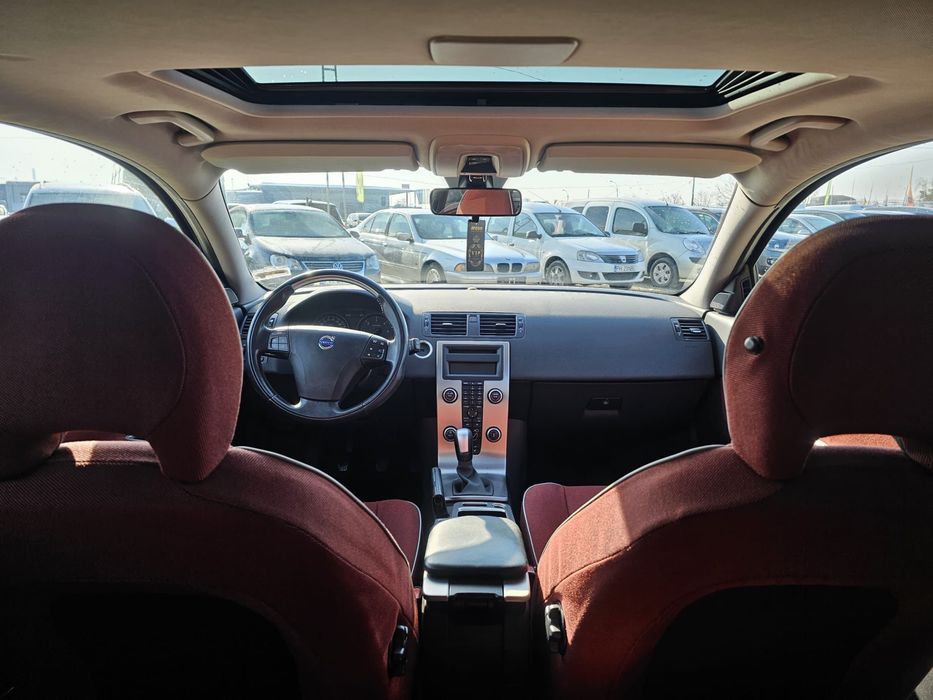 De vânzare Volvo C30, an 2009. Preț negociabil!