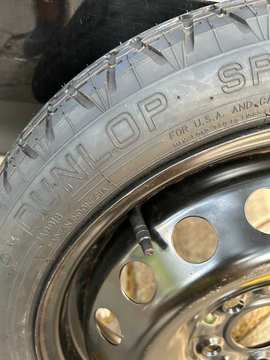 Резервна гума /патерица/ с чисто нова гума DUNLOP 125/70/16