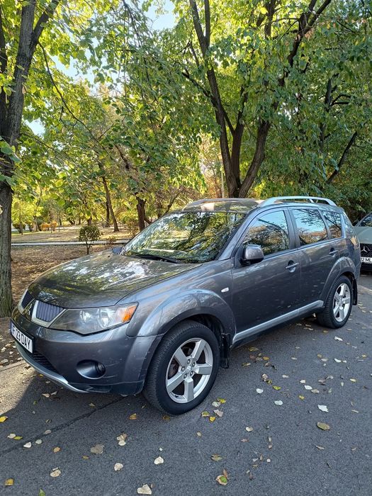 Mitsubishi outlander 2007