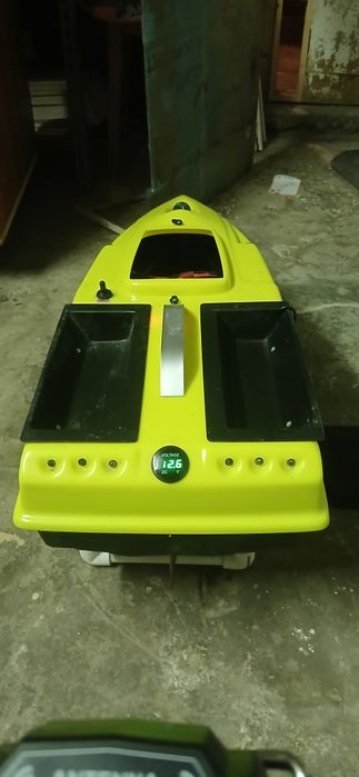 Bărcuță plantat pescuit