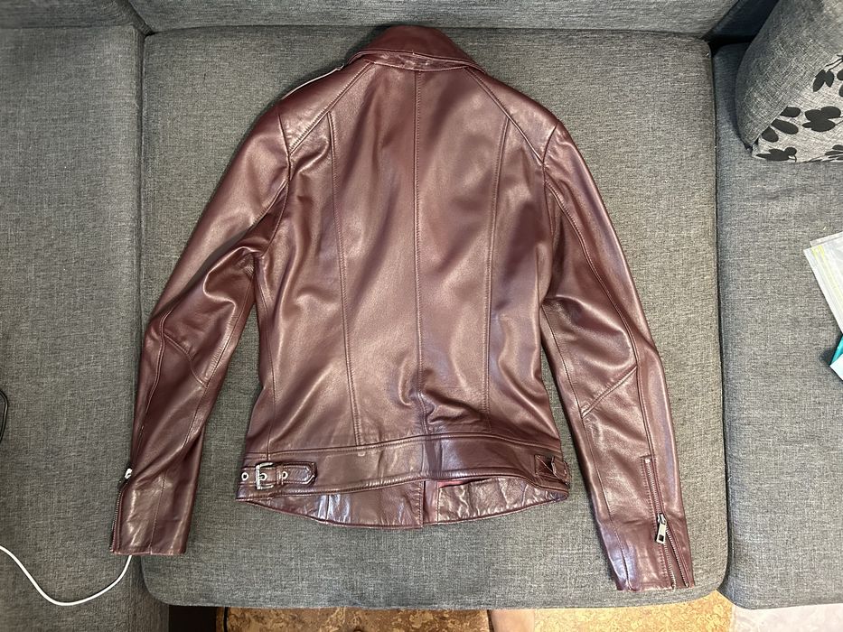 Продам кожаную куртку