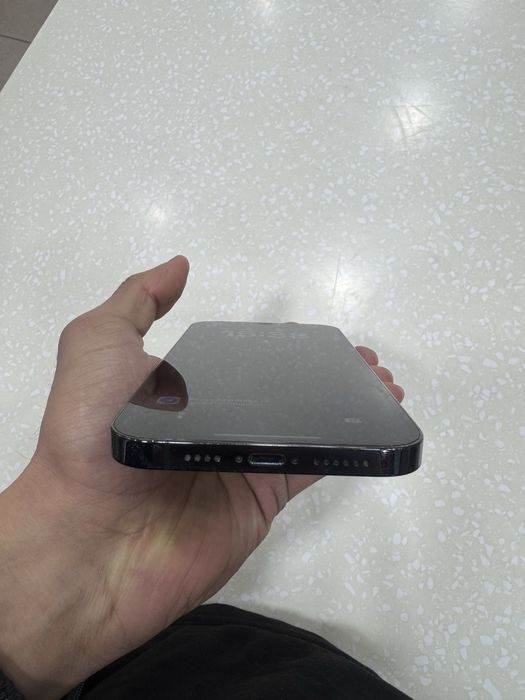 Iphone 12pro Max Sotiladi holati yaxshi 256gb