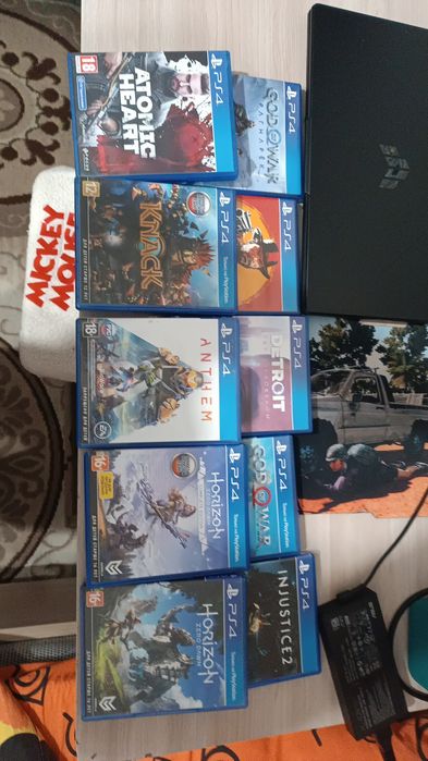 Ps 4 slim+10 игр+все для игры, торг