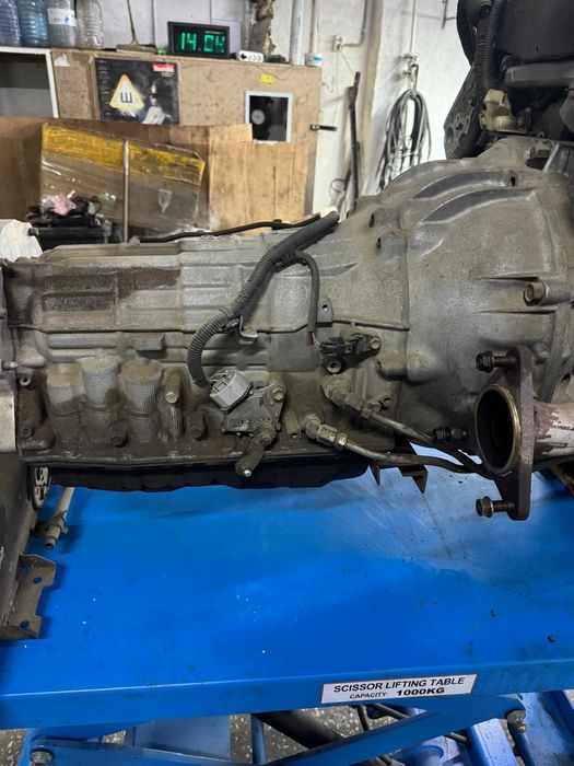 Продам двигатель 3UZ с АКПП