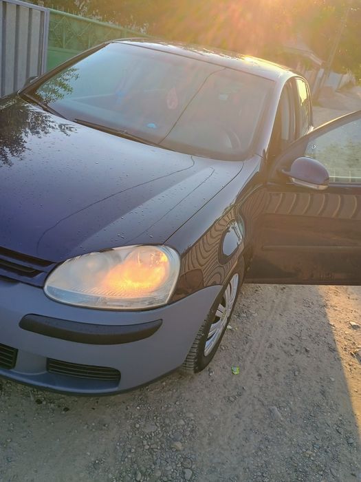 Vând golf 5  1.9.