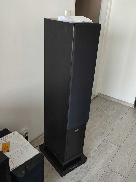Dynaudio contour 3.3