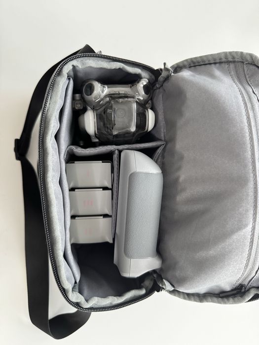 Drona DJI Mini 4 PRO Fly More Combo + Smart Controller RC 2