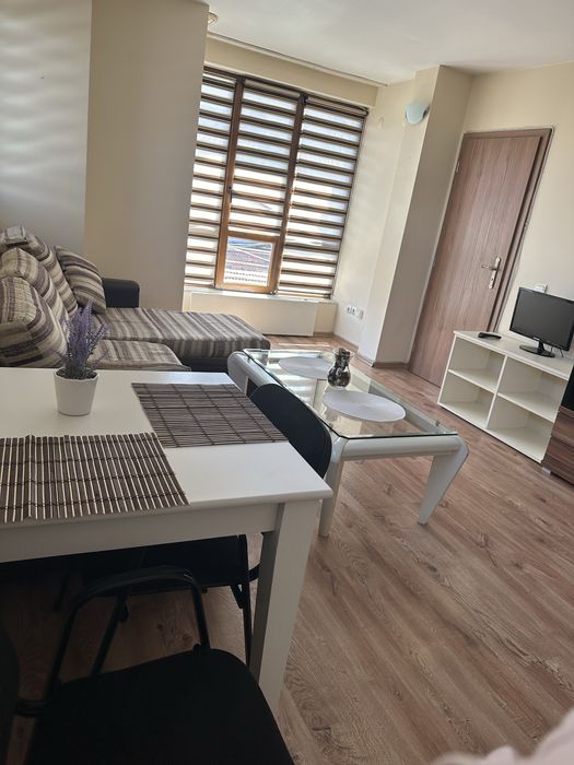 Двустаен, обазаведен апартамент в Банско