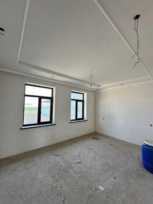 Продаётся коттедж с участком