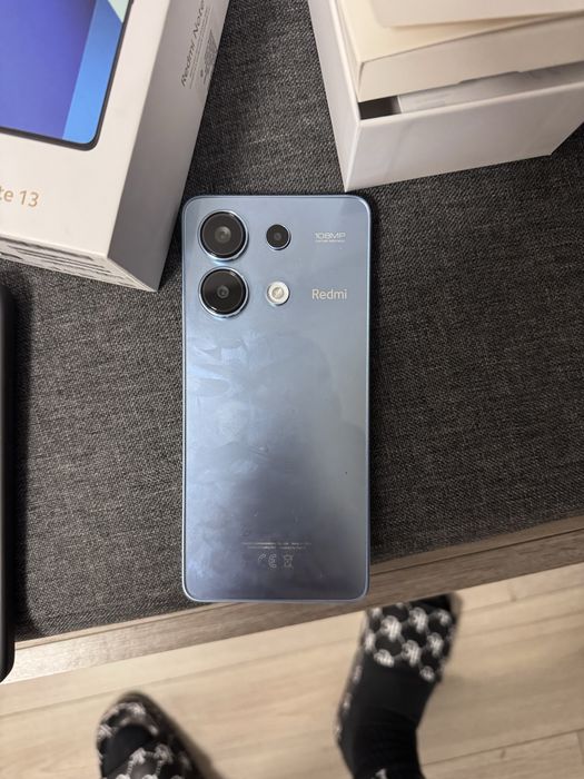 Vând Redmi note 13