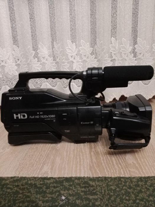 Камера Sony 2500 для той