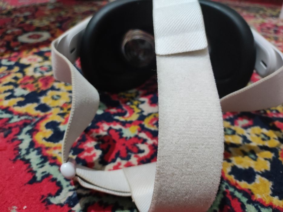 Продам meta quest 2