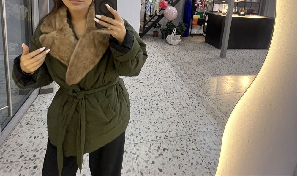 продается женские вещи