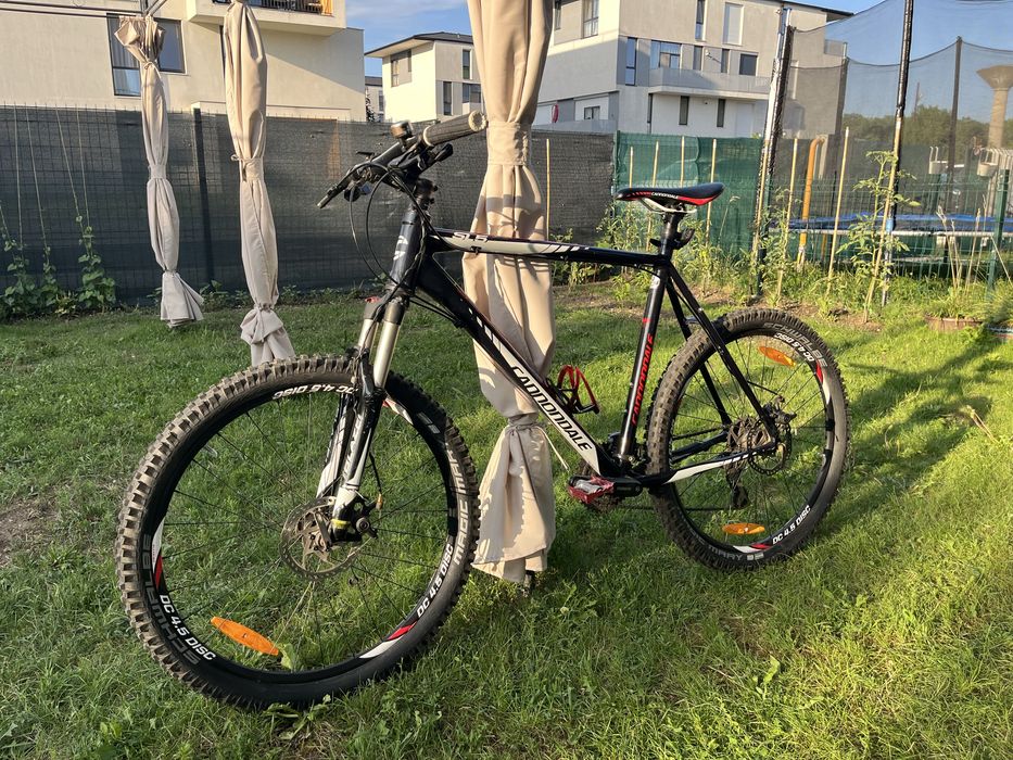 Bicicletă MTB Cannondale SL5 – roți 26, frâne disc, stare foarte bună
