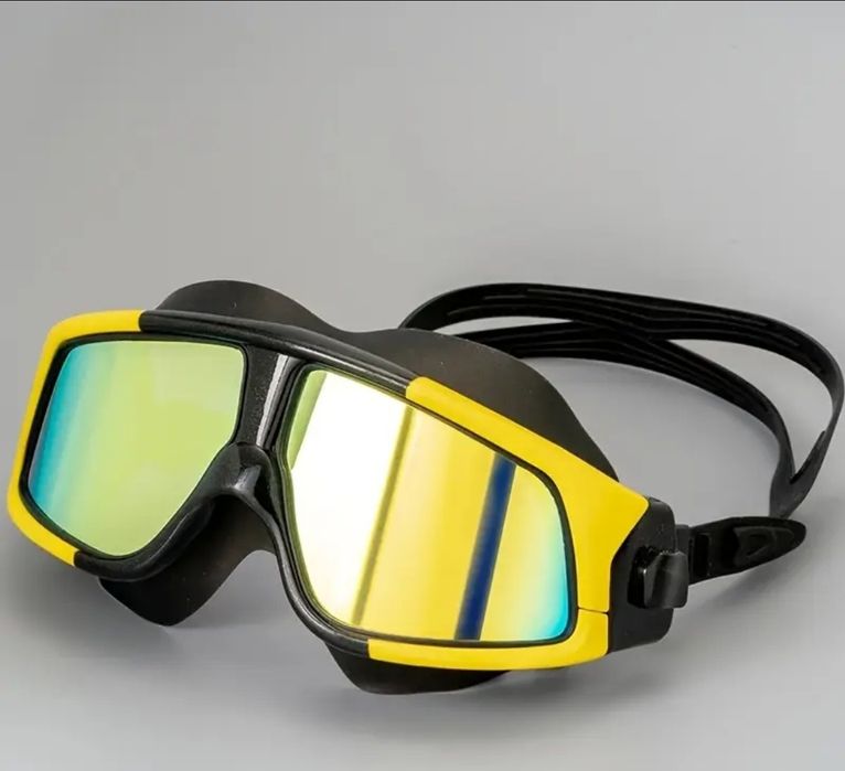 Плавательные шапочки и очки