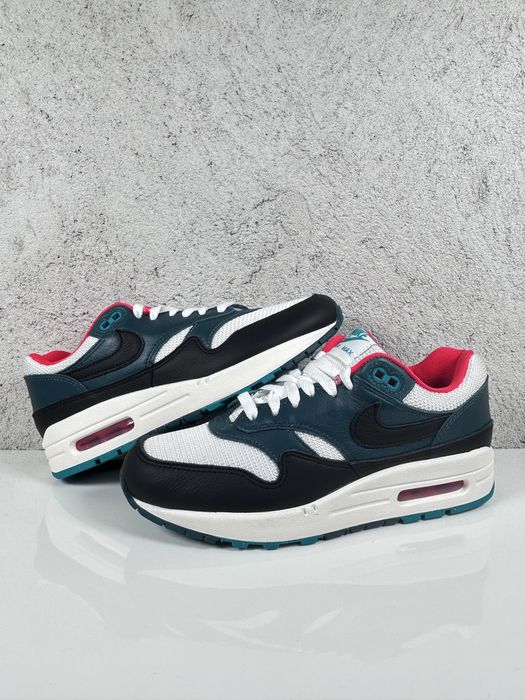 Nike Air Max 1 LeBron James Liverpool F.C.
