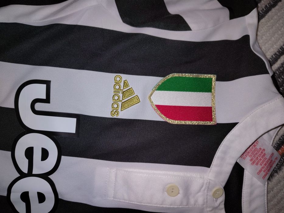 Две тениска на Адидас (Adidas)