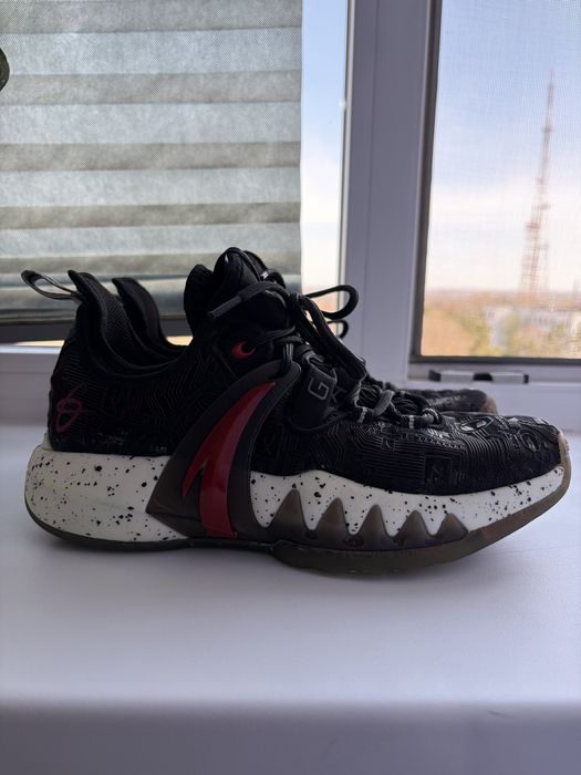 Баскетбольные кроссовки Anta GH2