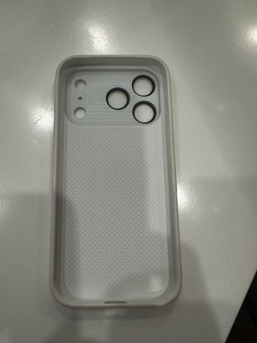 Чехол на iphone 17 pro