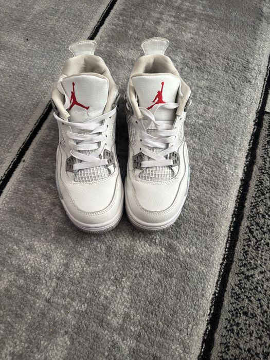 Jordan 4 Retro White Oreo