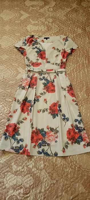 Платье 10тыс.тг 42размер Турция