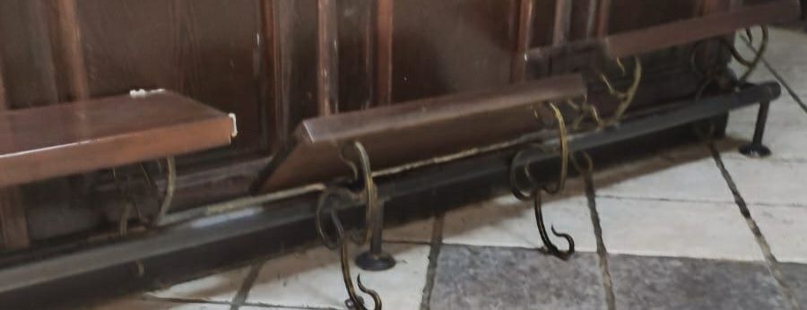 Деревянные стеллажи. Полочки. Торг.