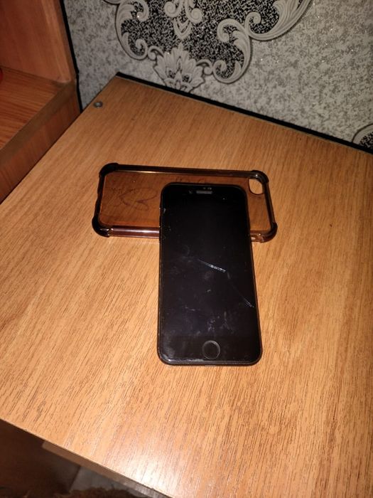 Айфон 7 с гарантией