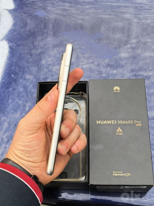 Huawei mate 60 pro 12/512