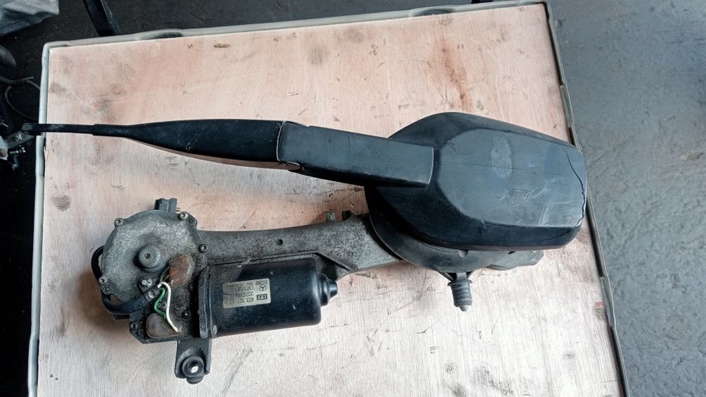 Трапеция дворника Мерседес W190 W202